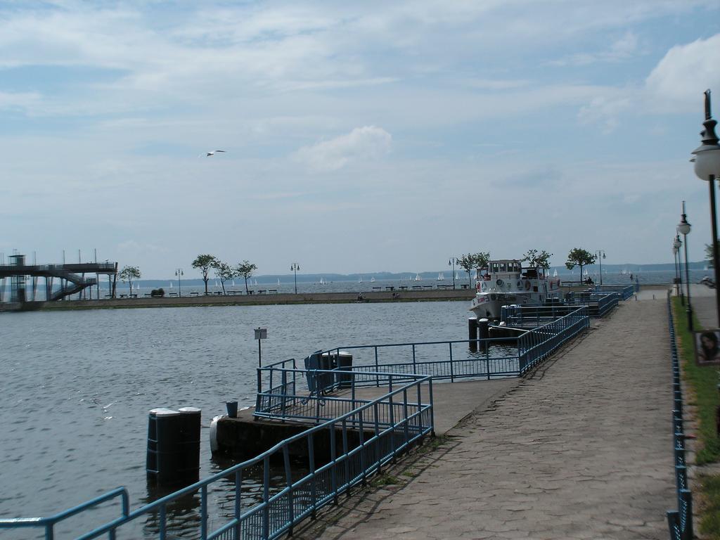 גיז'יצקו Apartament Waterside מראה חיצוני תמונה